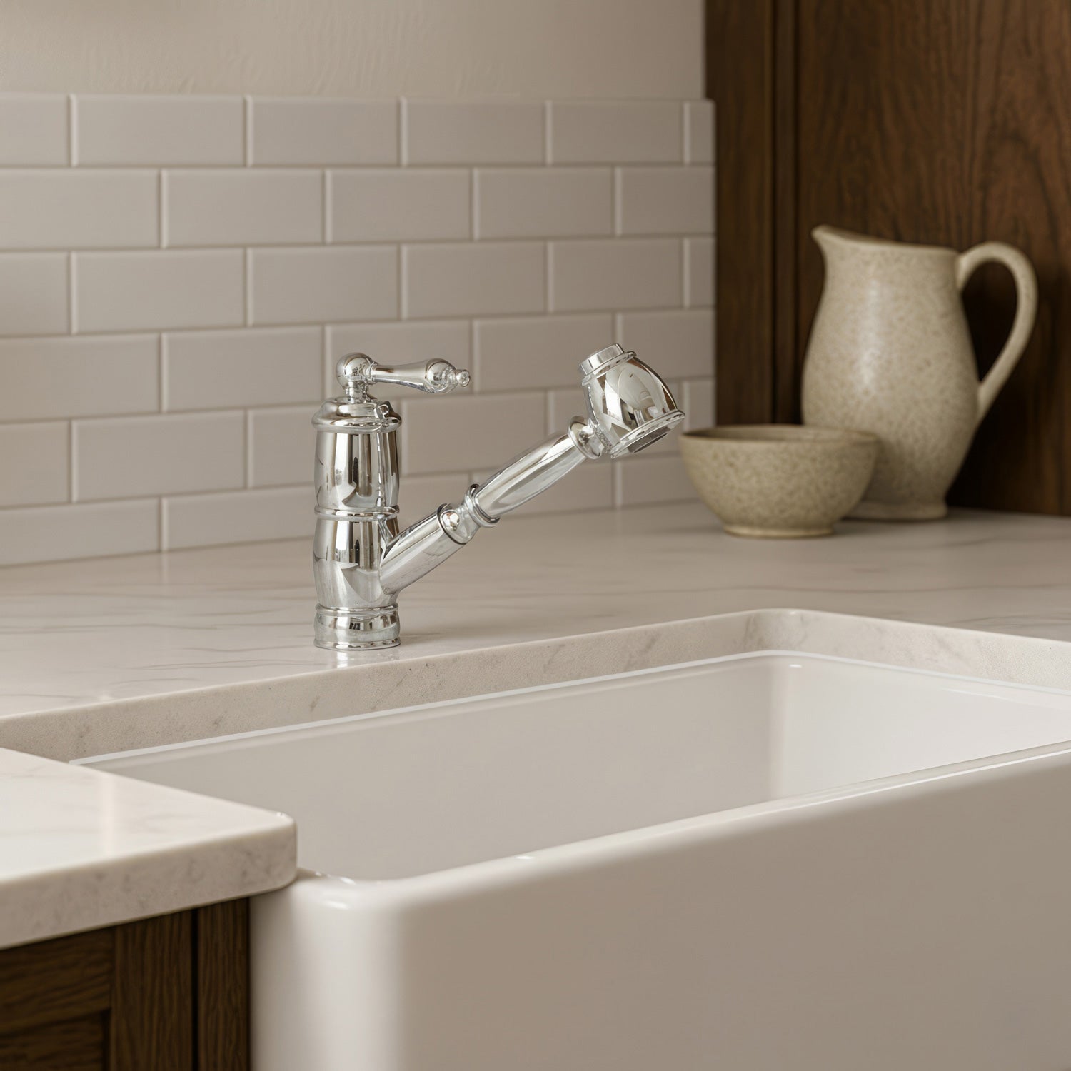 Solid brass deck mount single-hole kitchen faucet with a pull-out spray head and lever handle