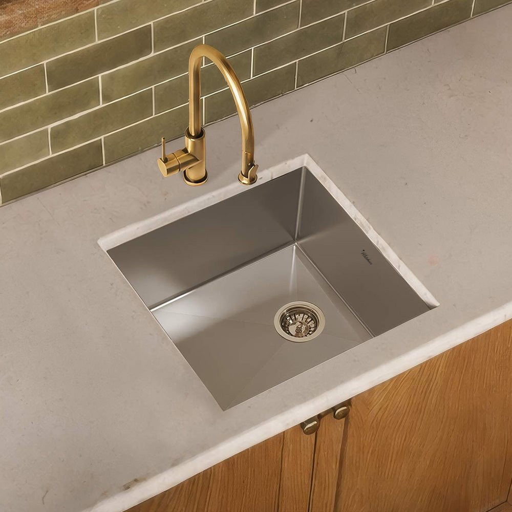 Brushed stainless steel commercial single bowl undermount sink