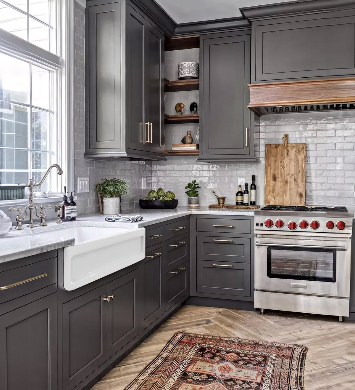 33&quot; reversible single bowl fireclay kitchen sink: shaker panel, beveled front apron