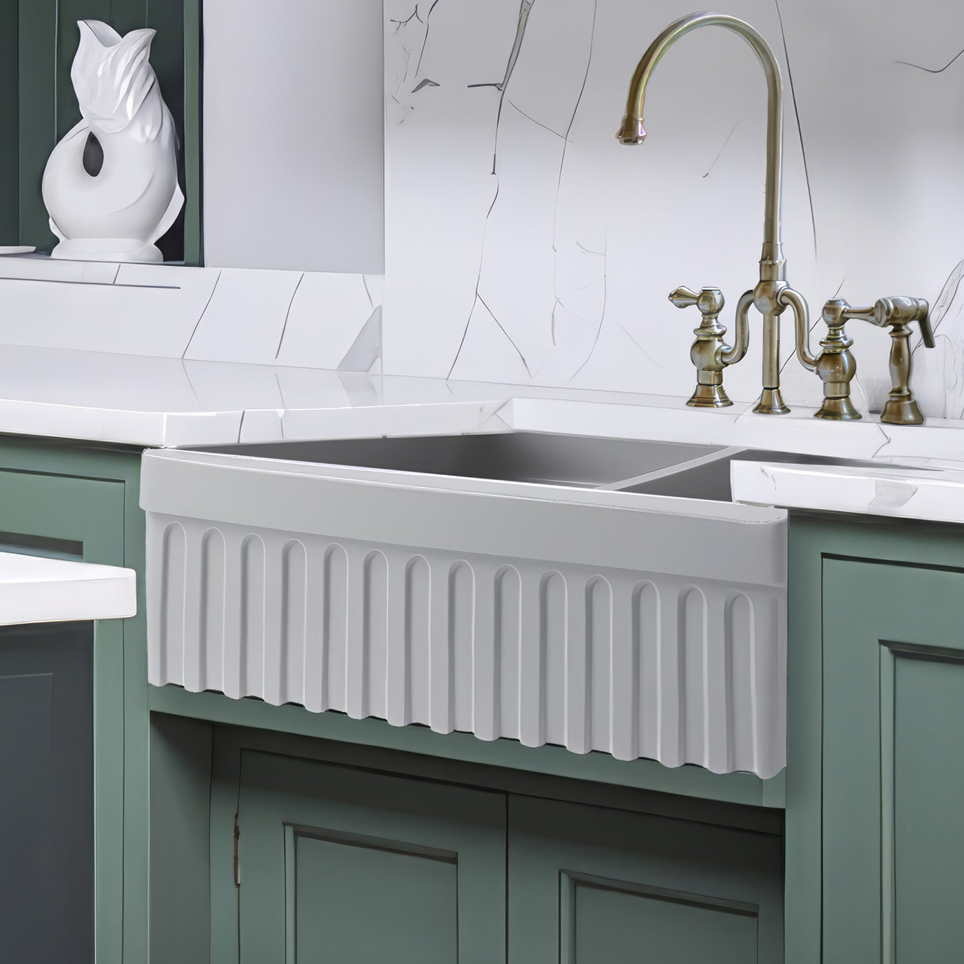 33" reversible double bowl fireclay kitchen sink: 2½” lip and fluted, 2” lip front apron