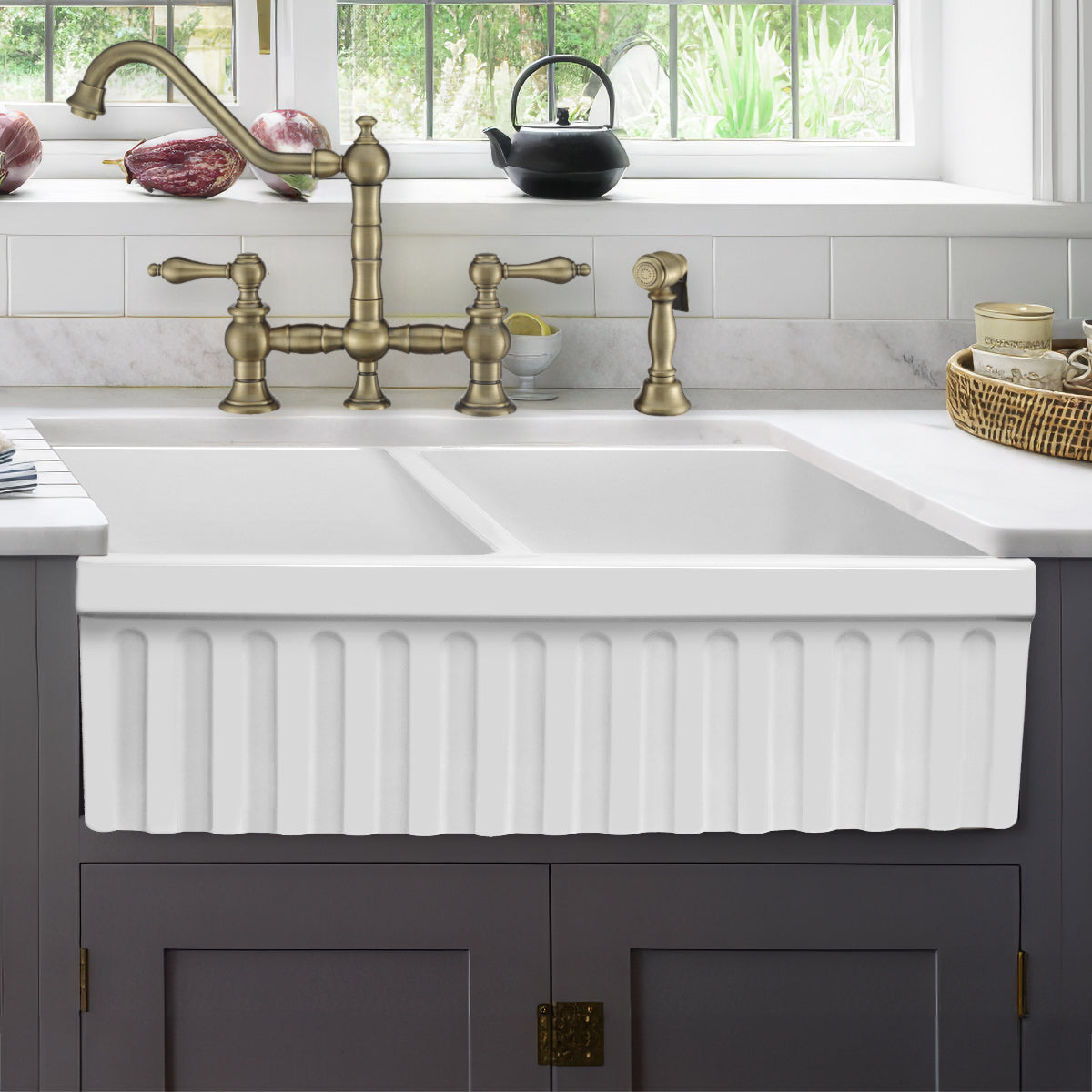 33" reversible double bowl fireclay kitchen sink: 2½” lip and fluted, 2” lip front apron