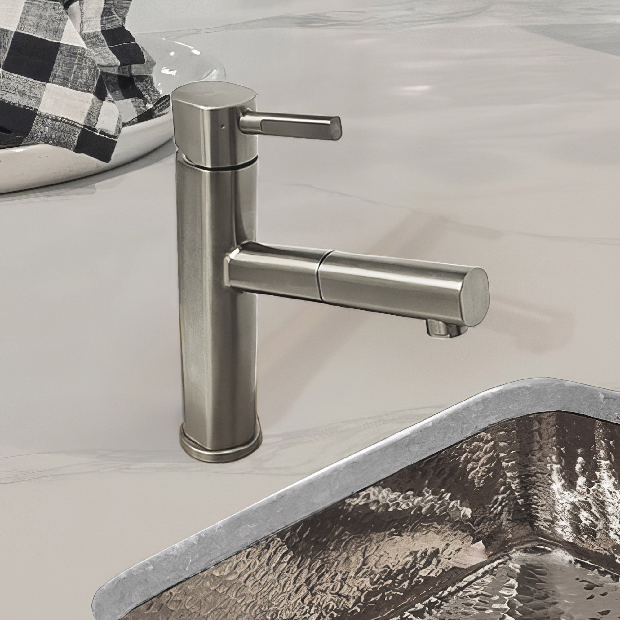 Stainless Steel Single Lever Kitchen Faucet with Pull-out Head and Stream Mode