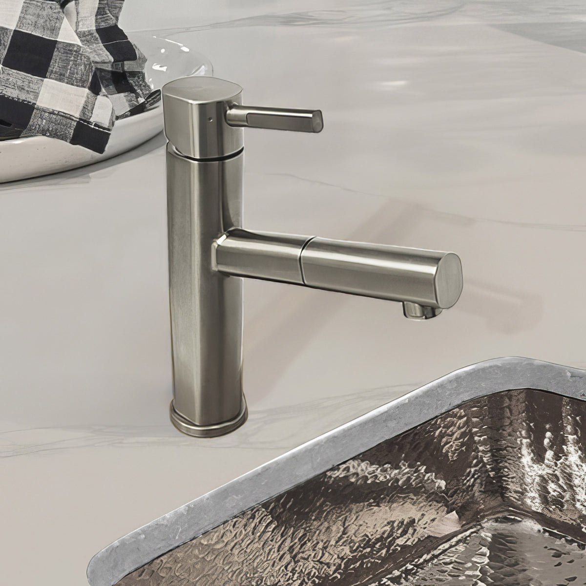 Stainless Steel Single Lever Kitchen Faucet with Pull-out Head and Stream Mode