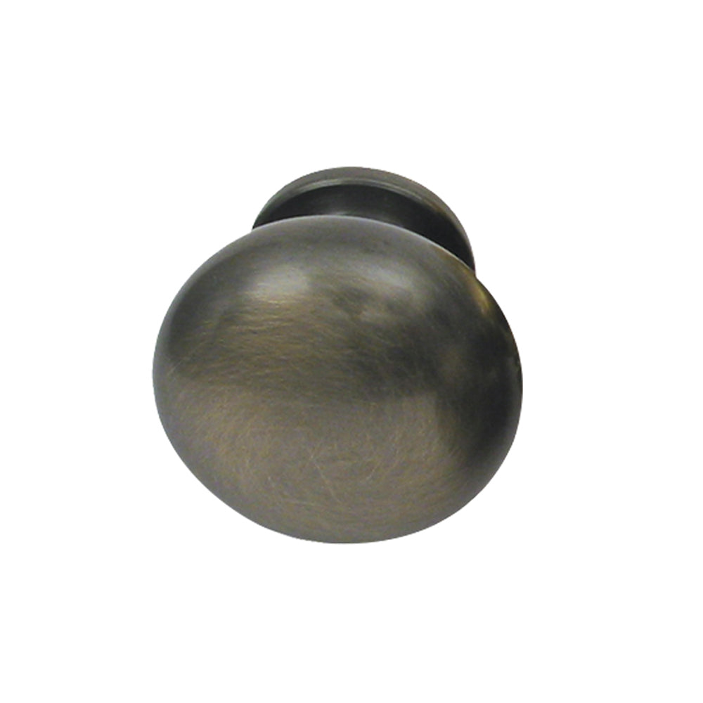 Round solid brass knob.