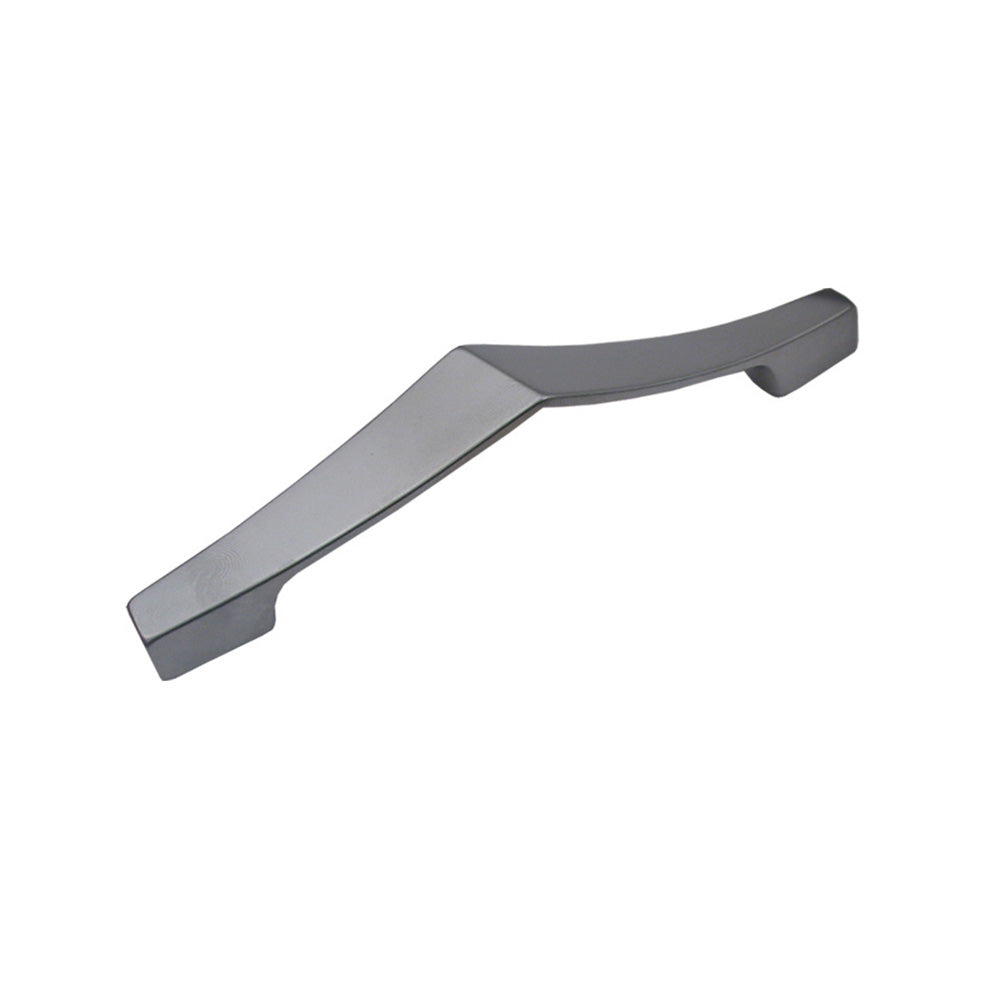 Triangular-designed pull handle made of solid brass.